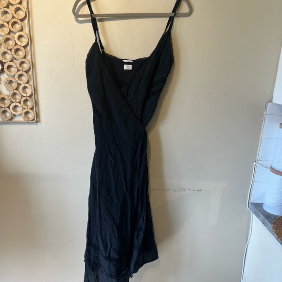 Small BLACK Aritzia Wilfred small boheme wrap linen black/ lace detailing dress - Picture 2 of 8